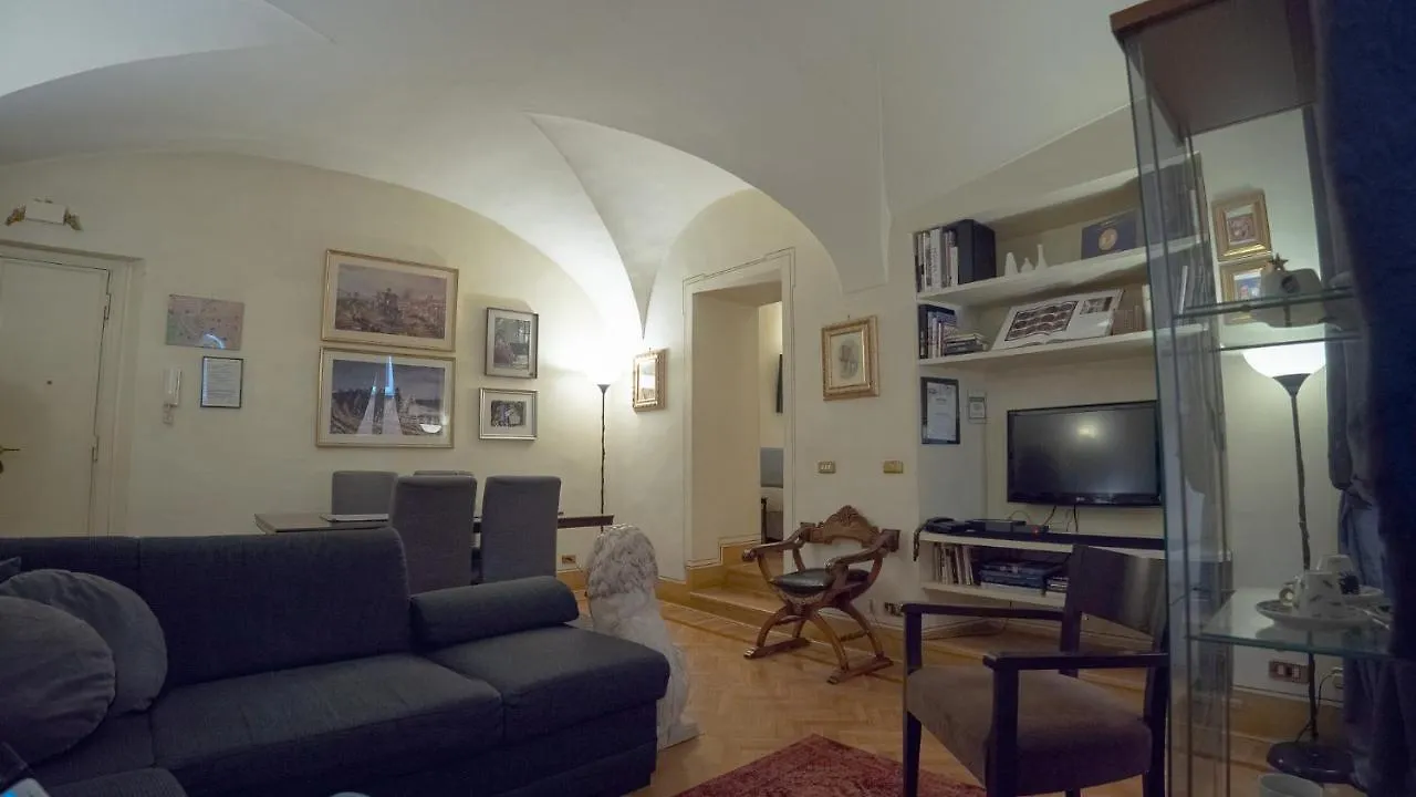 Mgpgroup Guest House Piazza Navona Rome Apartment